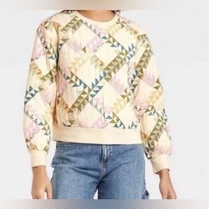 Universal Thread Quilted Crew Neck